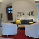 La Scala Sleeps 4 With Mountain Views Nyaraló Colletta