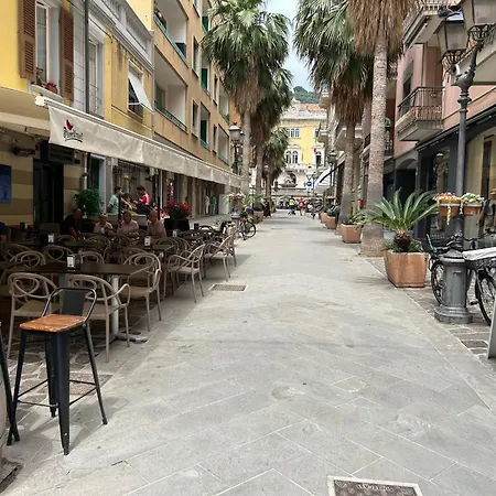 La Scala Within A Stunning 13th Century Setting 度假居 Colletta