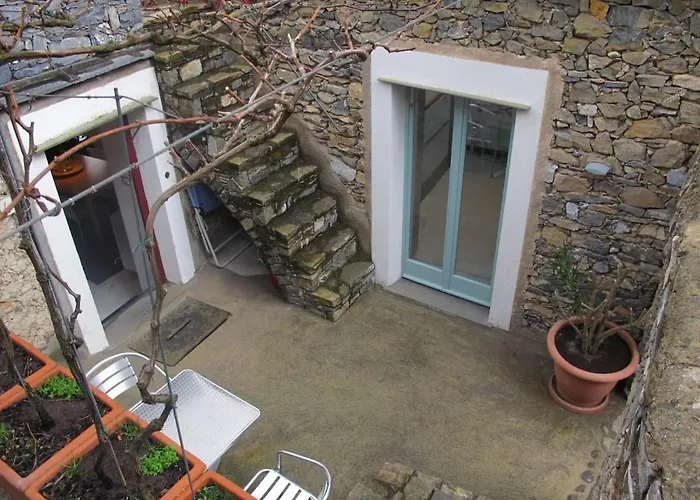 La Scala Within A Stunning 13th Century Setting Сasa de vacaciones